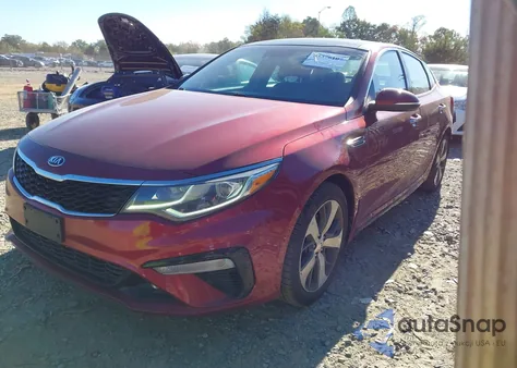 2019 Kia Optima S из США, поврежденный, VIN 5XXGT4L37KG375341